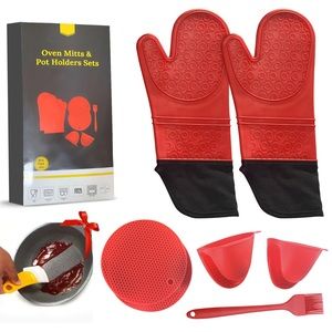 Oven mitts and potholders sets